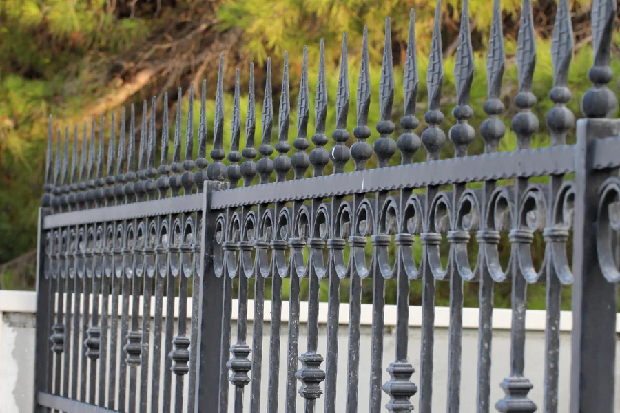 Benefits Of Aluminum Fence Installation For Property Security in Santa Ana, CA Benefits Of Aluminum Fence Installation For Property Security in Santa Ana, CA