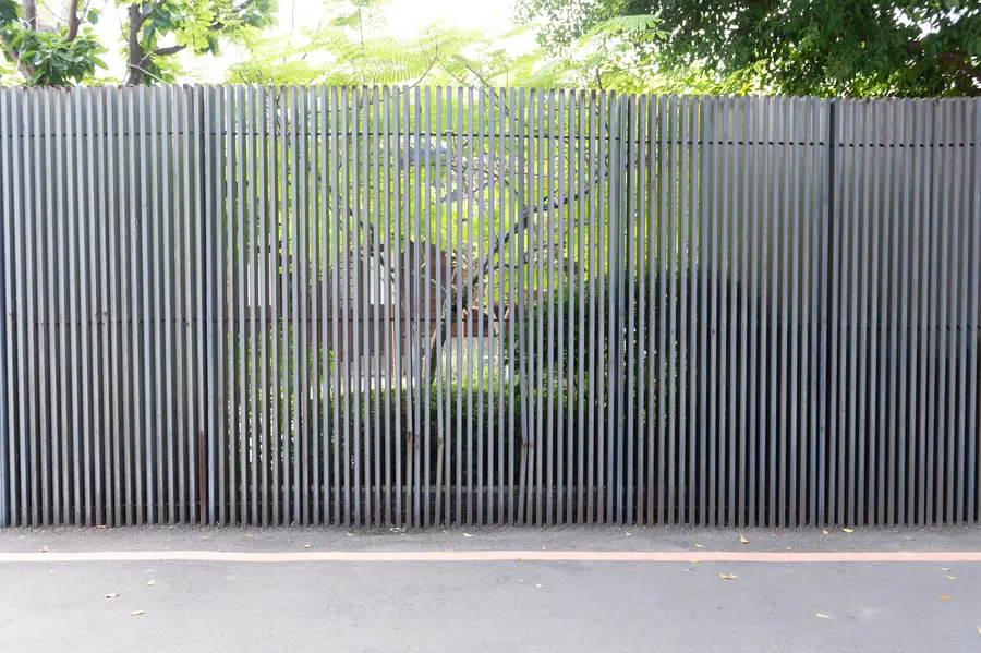 The Role Of Aluminum Fencing In Property Line Demarcation in Santa Ana, CA The Role Of Aluminum Fencing In Property Line Demarcation in Santa Ana, CA